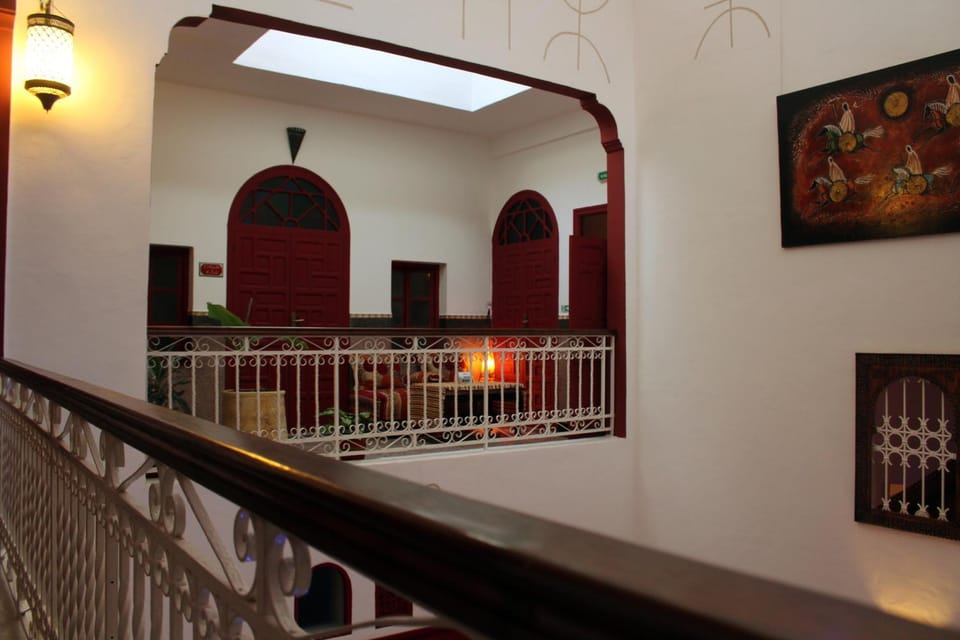 Decorative detail, Internal: Not applicable to any particular room