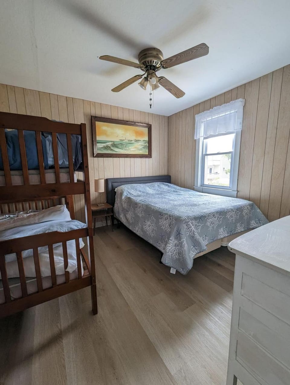 Heart of Beach Haven - Bay view House in Beach Haven