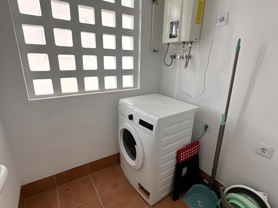 Apartamento de 3 habitaciones en San Juan, cerca de la playa, para 6 personas - ES-376-13 Apartment in Andalusia