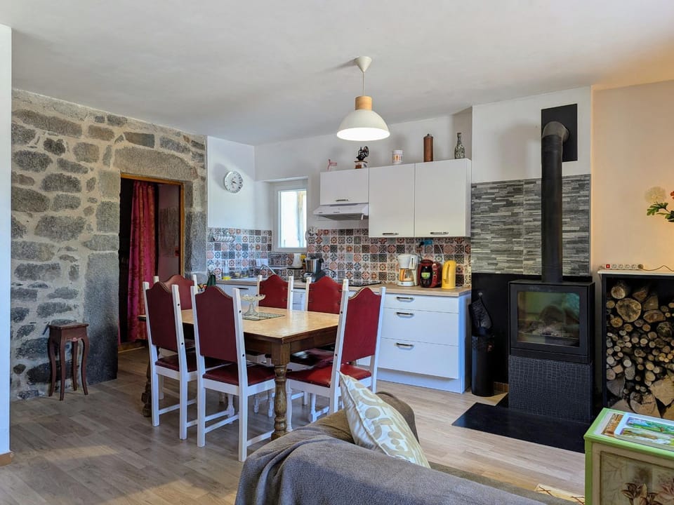 Séjour rustique proche des Estables et du Puy-en-Velay - FR-1-582-533 House in Auvergne-Rhône-Alpes