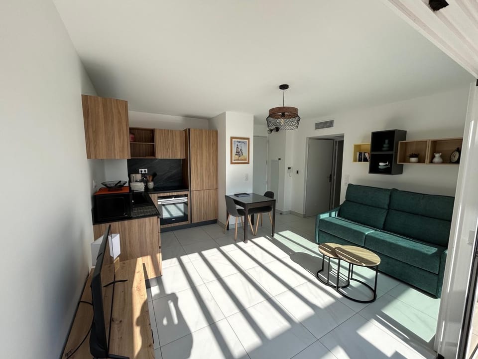 Appartement moderne 40m², climatisation, parking, proche plage - FR-1-837-24 Apartment in Argeles-sur-Mer
