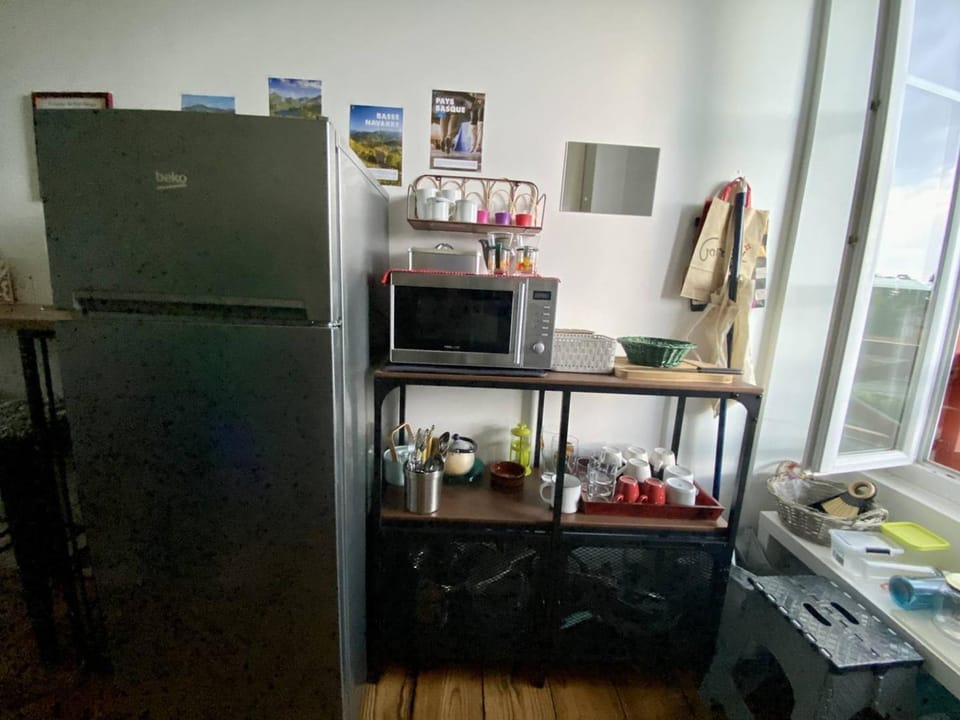 Cambo: Appartement charmant, 2 pers, parking, wifi - FR-1-495-153 Apartment in French Basque Country
