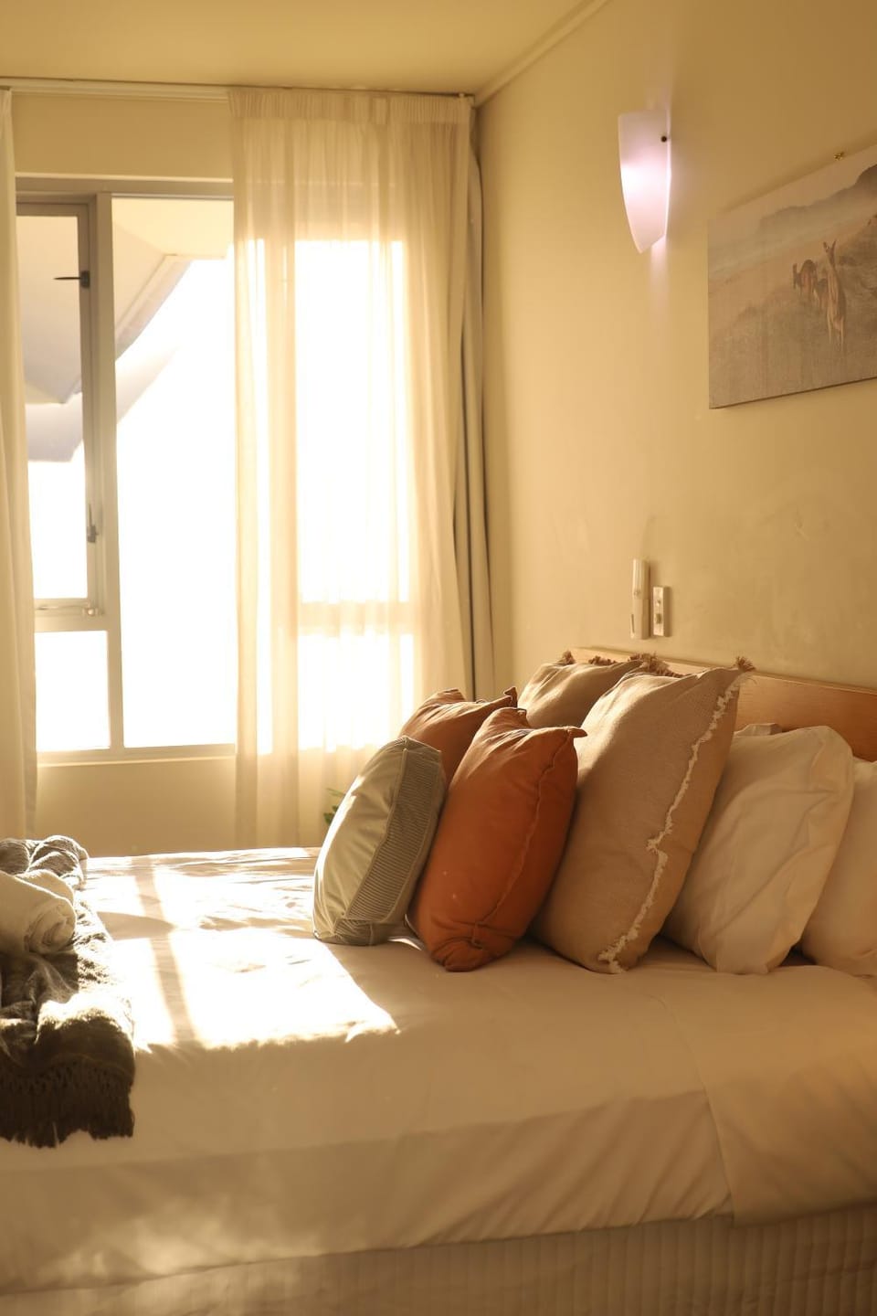 Affordable Seaview Getaway Apartment in Airlie Beach