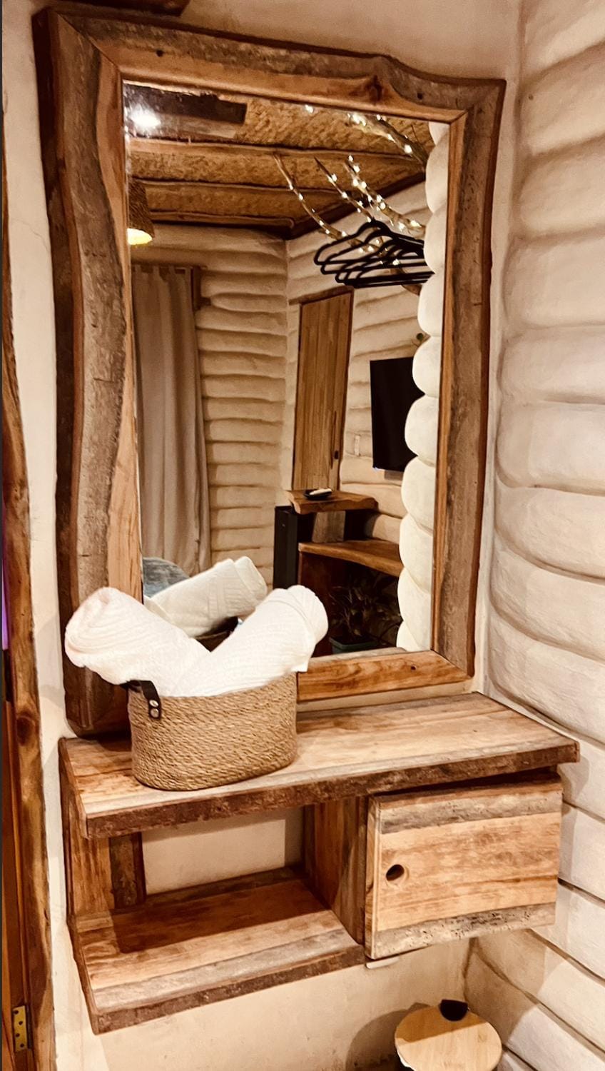 Decorative detail, towels
