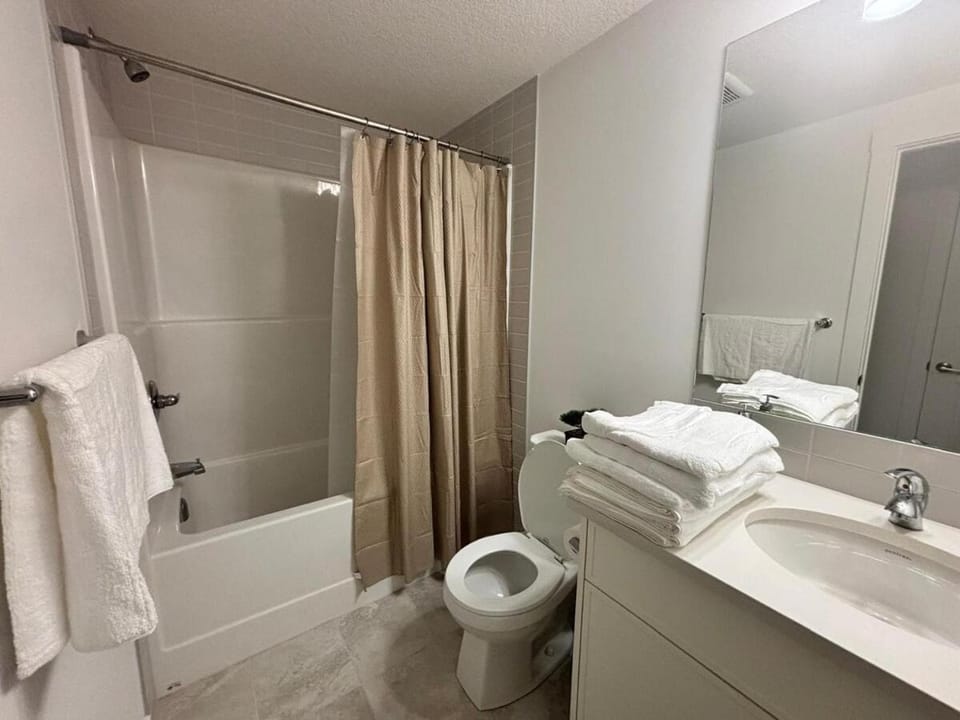 New 1-bedroom basement apartment Apartment in Calgary