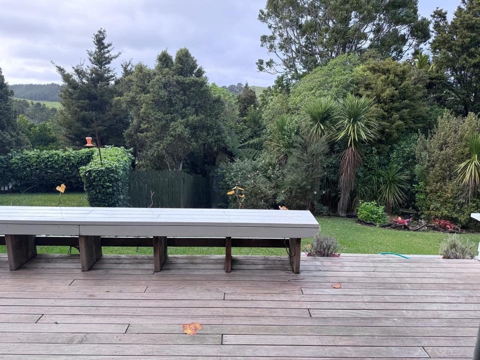 Bushy Retreat Bed and Breakfast in Auckland Region