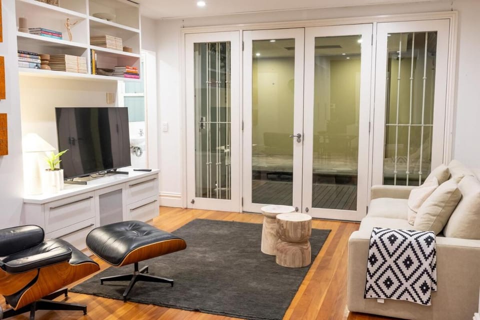 Designer Darlinghurst Townhouse House in Sydney
