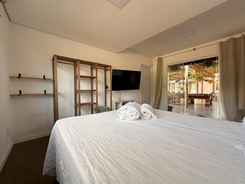 Villa Kubitschek | 4-Suite Villa, Heated Pool & Jacuzzi | Lago Sul, Brasilia Villa in State of Goiás