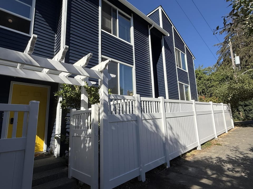 Private Room "Evergreen" by UW Vacation rental in University District