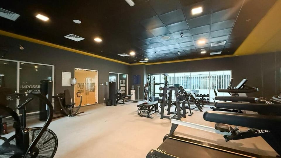 Lux 3BHK in Marina with Pool Table Opal 305 Apartment in Dubai