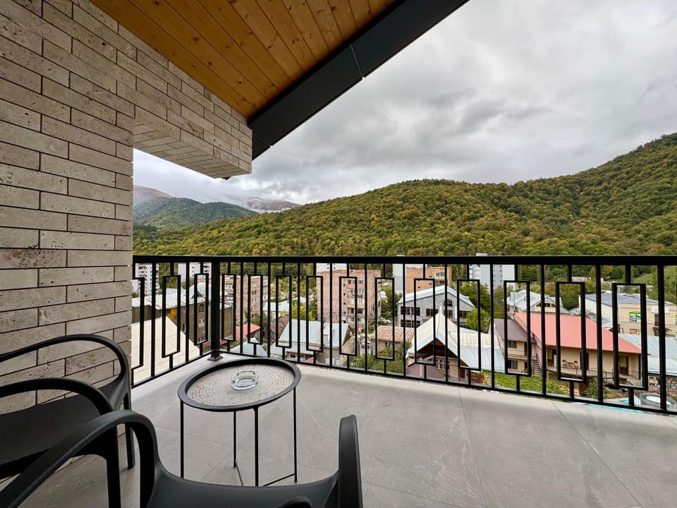 Day, View (from property/room), Balcony/Terrace, Mountain view
