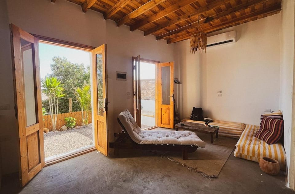 Day, View (from property/room), Balcony/Terrace, Seating area, sunbed, air conditioner