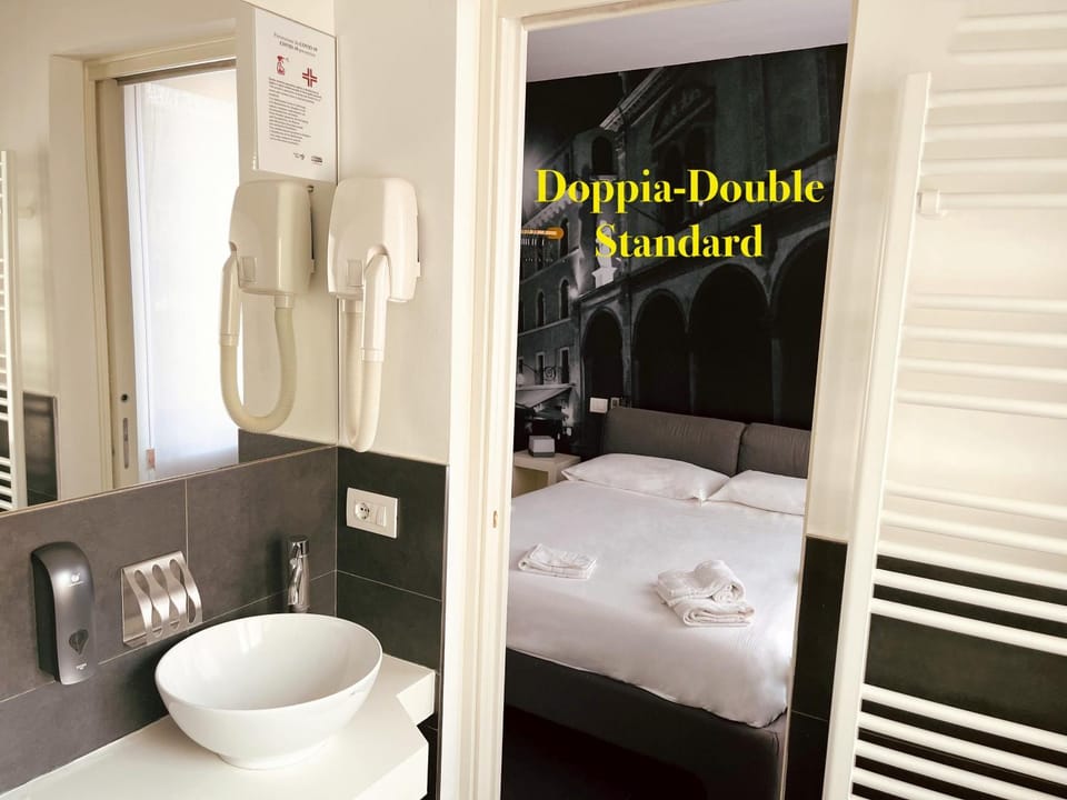 Bed, Bathroom, Bedroom