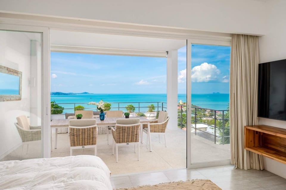 Luxury Sea View Pool Villa L at UniQue Residences Villa in Ko Samui