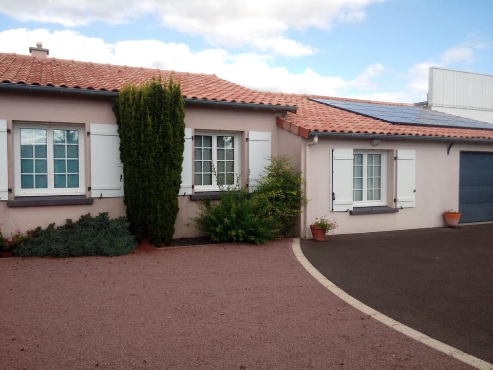 Chambres au calme chez l habitant à Champtoceaux près de Oudon Vacation rental in Brittany