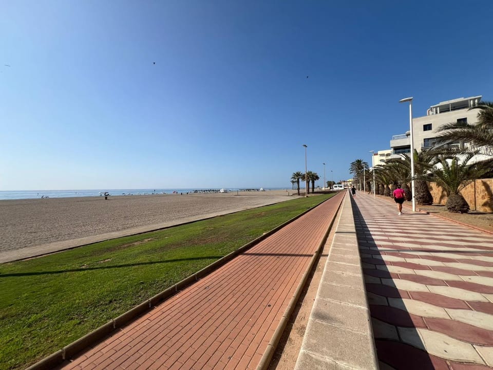 Day, Neighbourhood, Natural landscape, Beach, Sea view