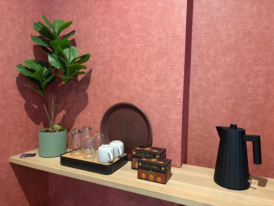 Coffee/tea facilities