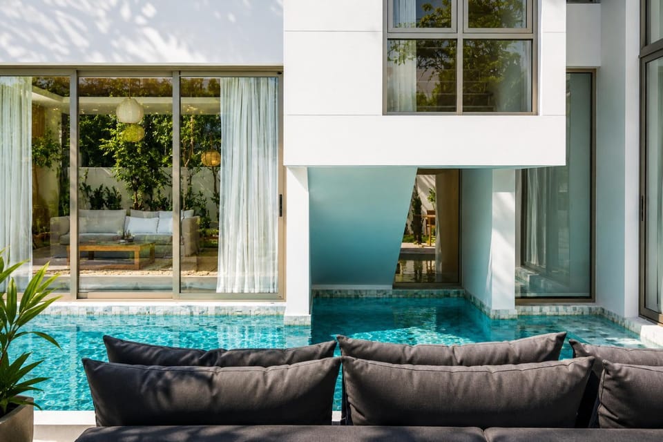 Property building, Swimming pool