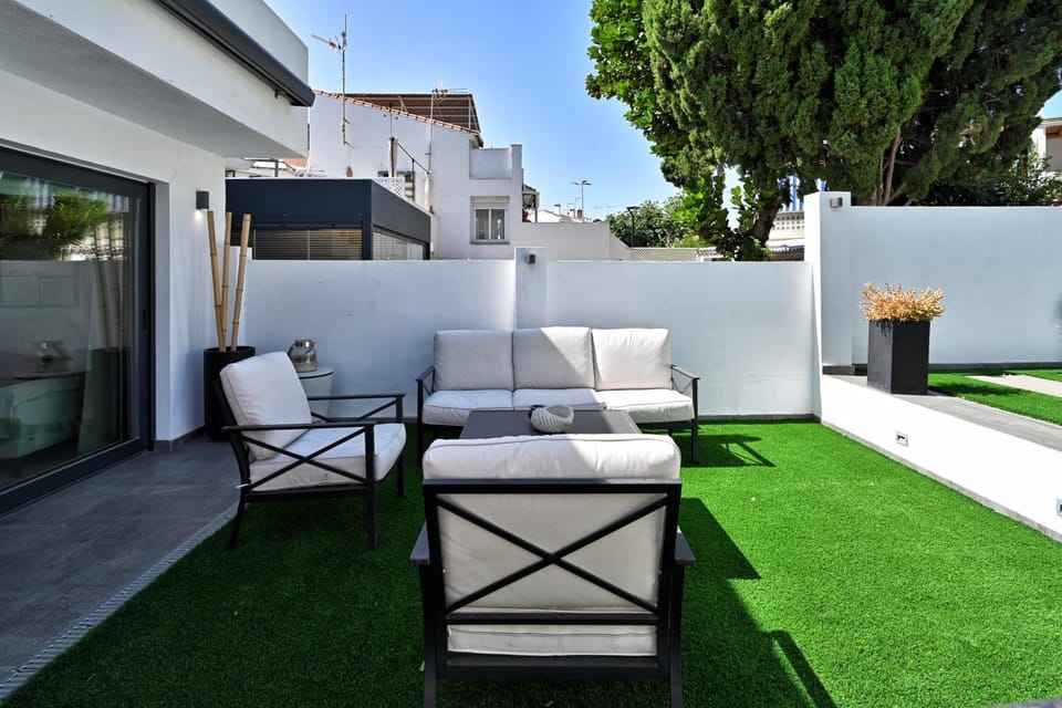Garden, Garden, Balcony/Terrace, Garden view