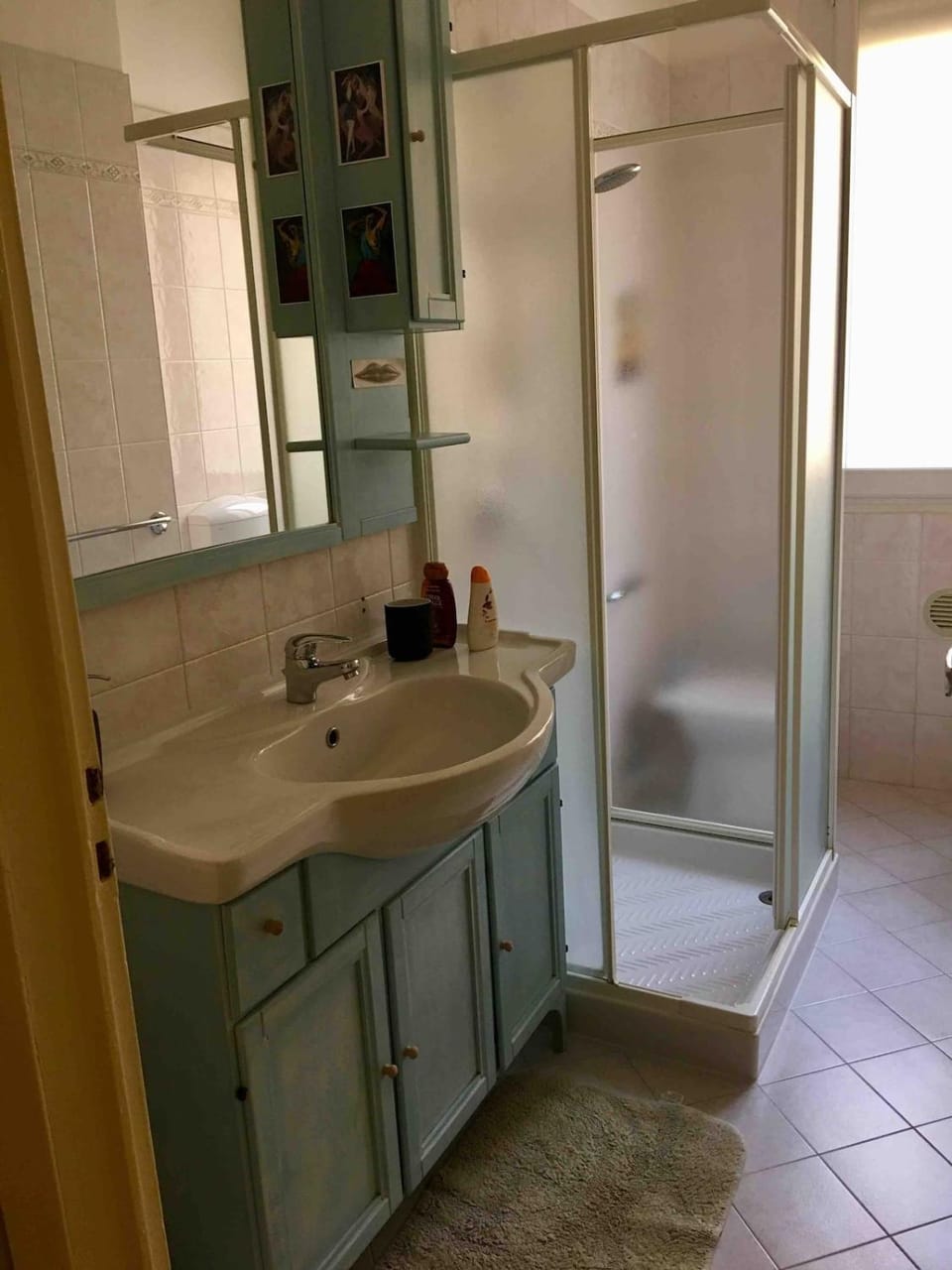 Shower, Bathroom