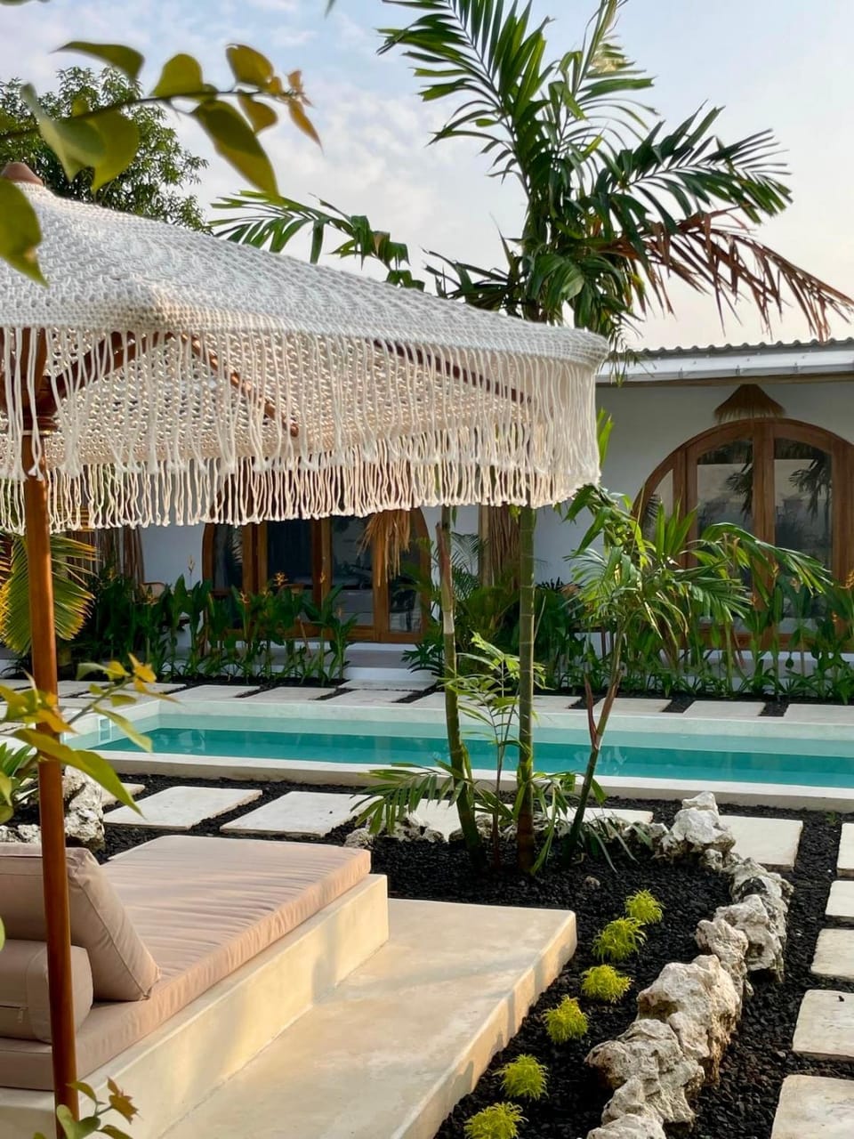 Day, Garden, View (from property/room), Garden view, Pool view, Swimming pool, sunbed