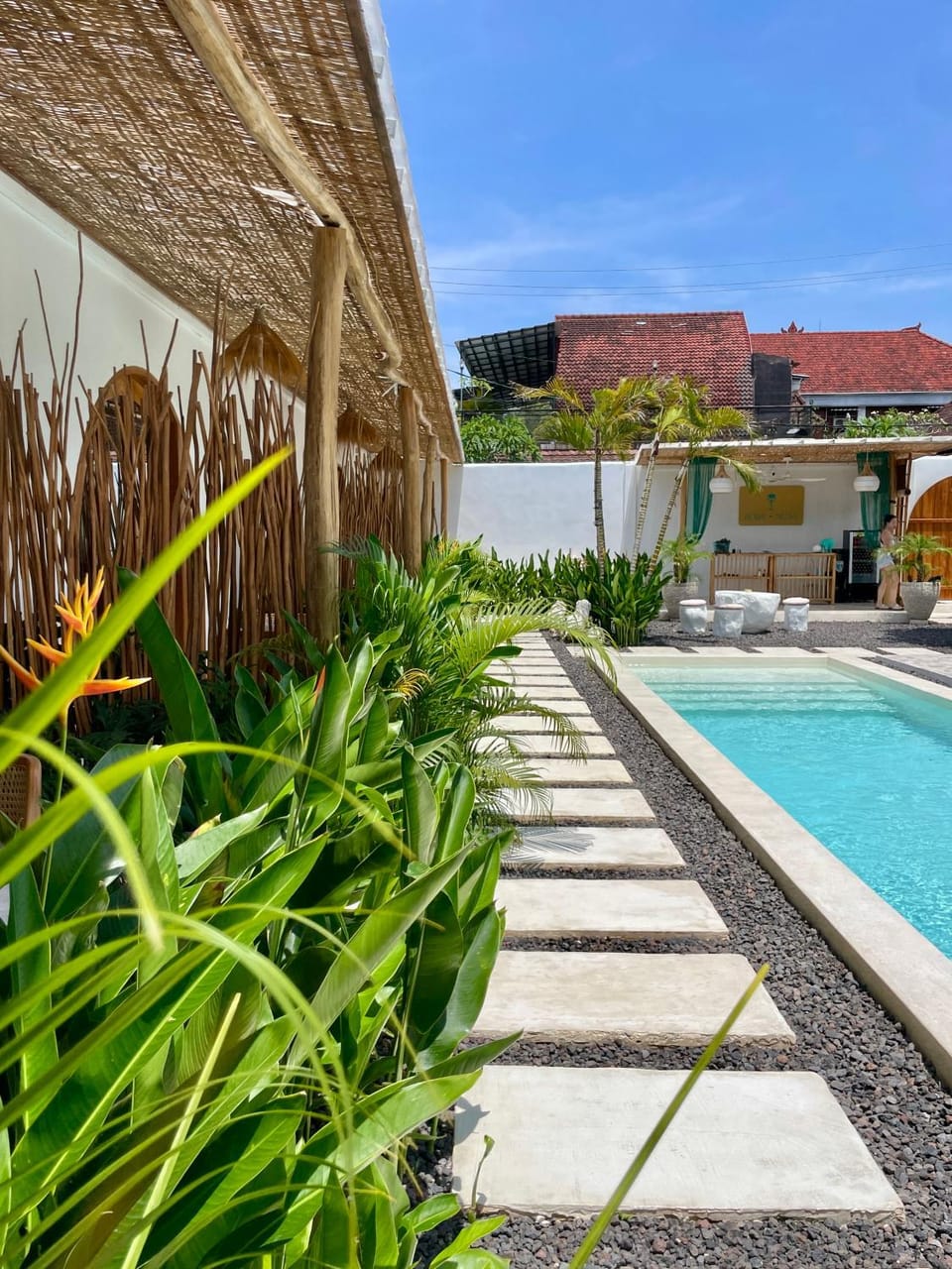 Garden, Garden, Swimming pool, Swimming pool