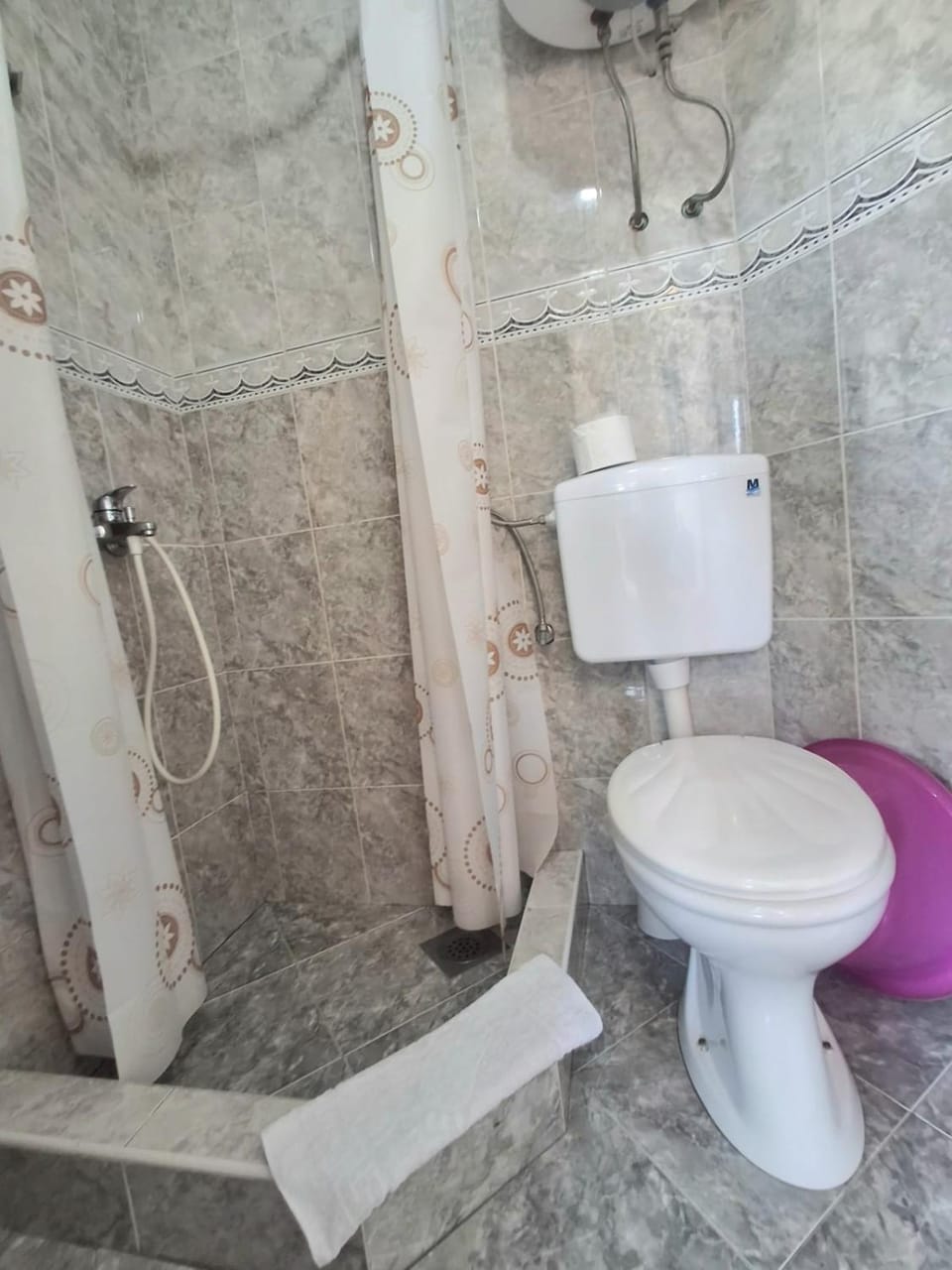 Shower, Toilet, Bathroom