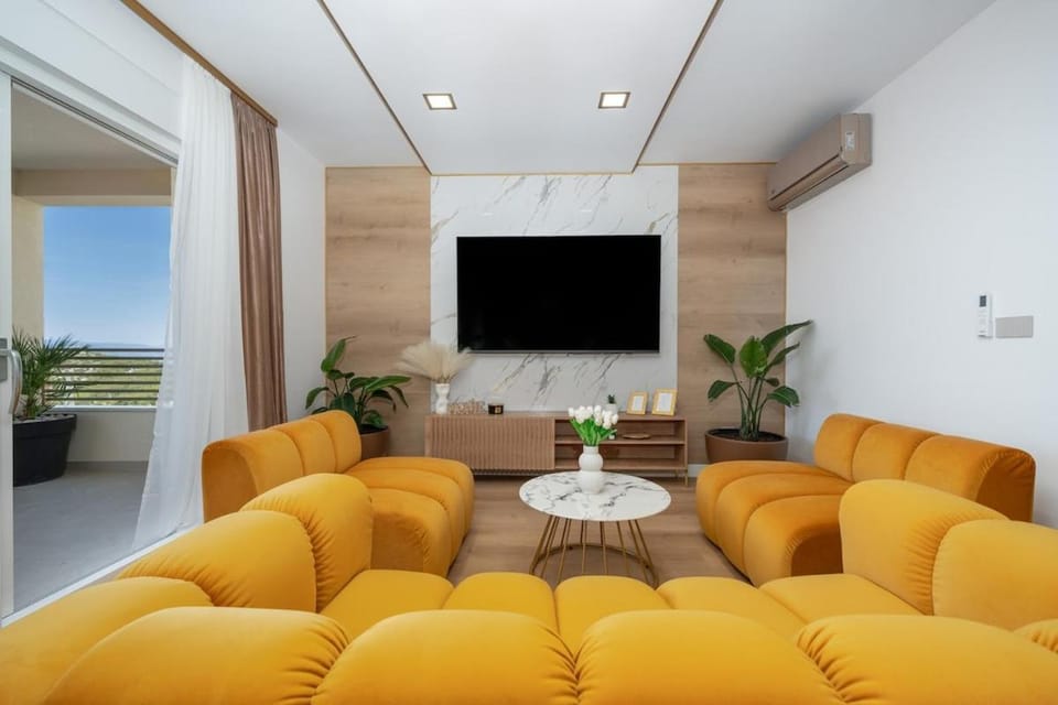 Penthouse Apartment Golden View with private Jacuzzi and 100m2 terrace - Makarska Exklusiv Apartment in Makarska