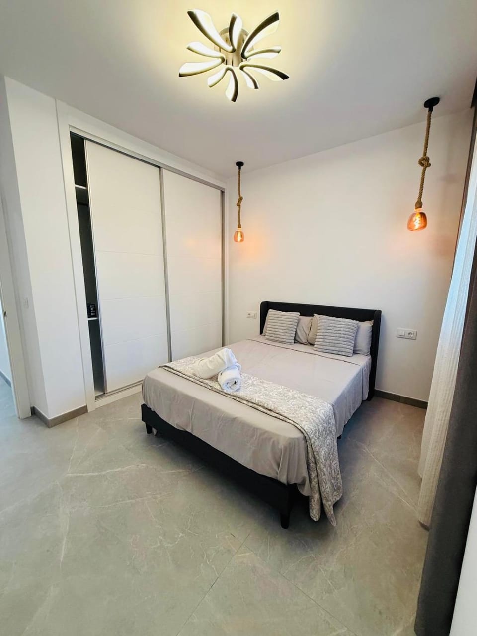 Calpe apartamento LUXURY 2 min playa aparcamiento patio piscina aire wifi Apartment in Calp