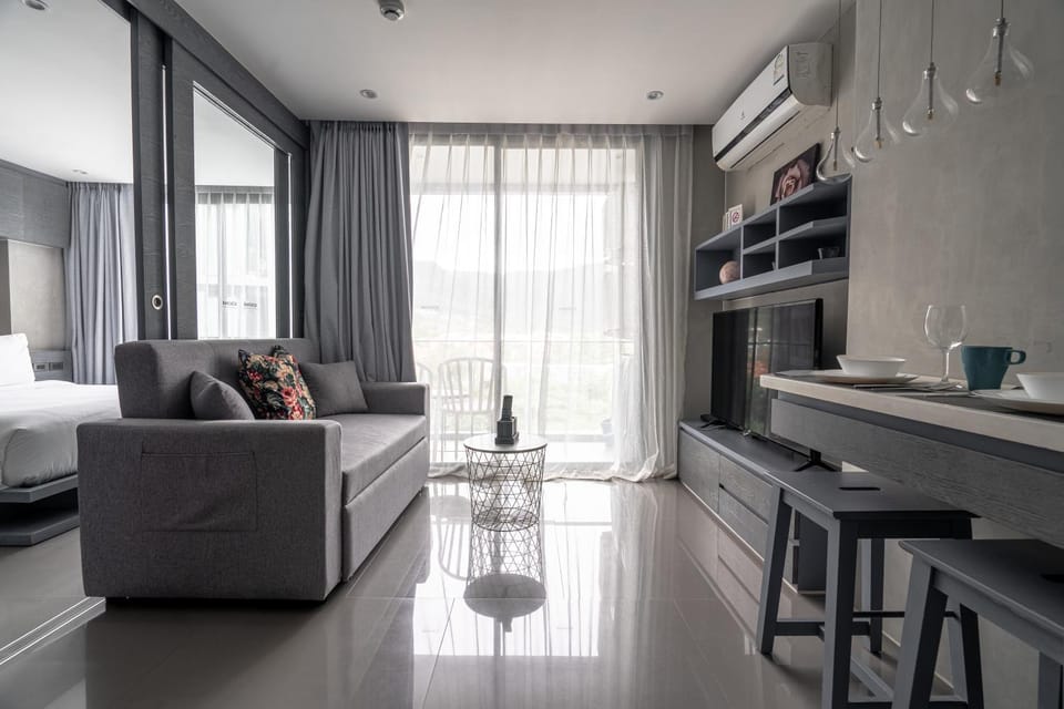 Kitchen or kitchenette, Living room, Other, Seating area, Dining area