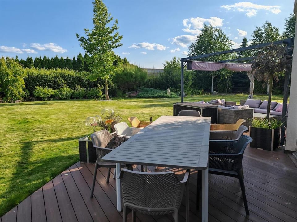 Garden, Balcony/Terrace