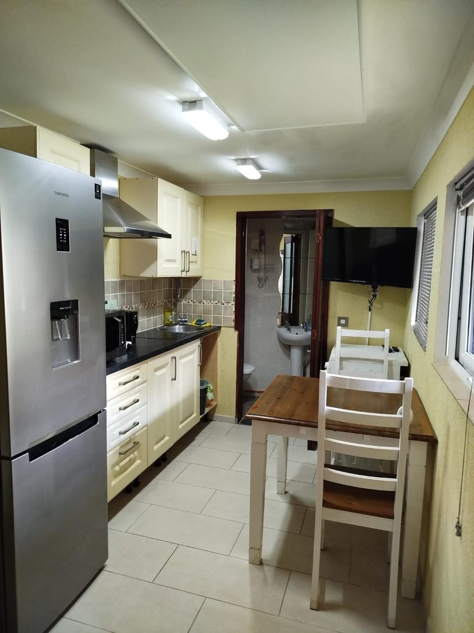 medium birds haven Bed and Breakfast in Walsall