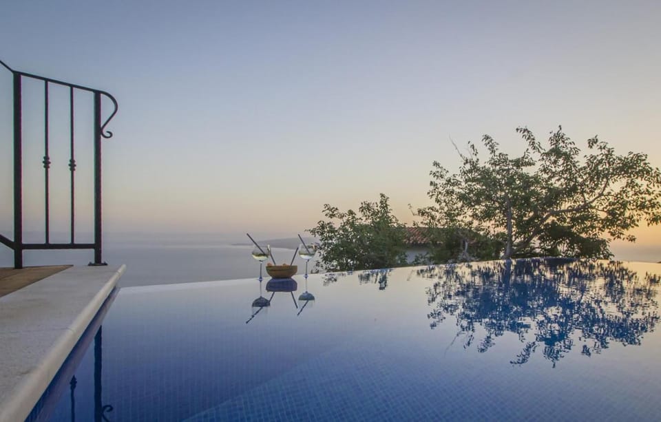 Villa Lota by Makarska Exklusiv Villa in Baška Voda