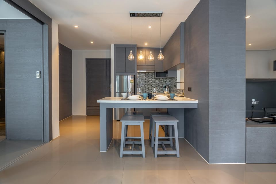 Kitchen or kitchenette, Other, Dining area, stove