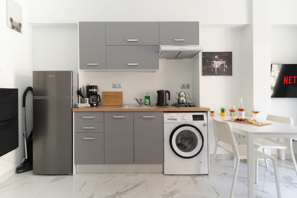 TV and multimedia, Kitchen or kitchenette