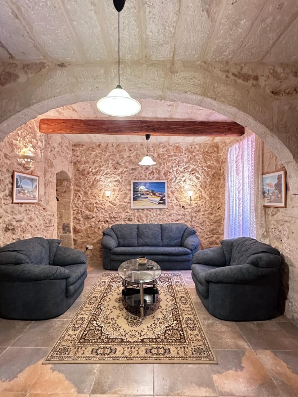 Traditional Holiday Home in the Heart of Nadur House in Malta