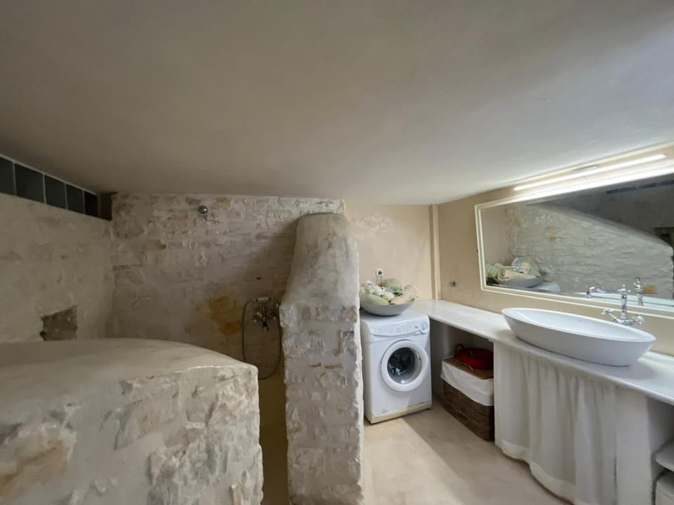 Ampelas View House in Decentralized Administration of the Aegean