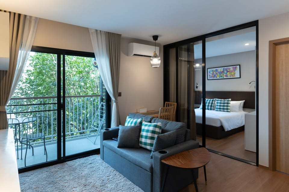 TV and multimedia, Balcony/Terrace, Living room, Other, Photo of the whole room, Seating area, air conditioner