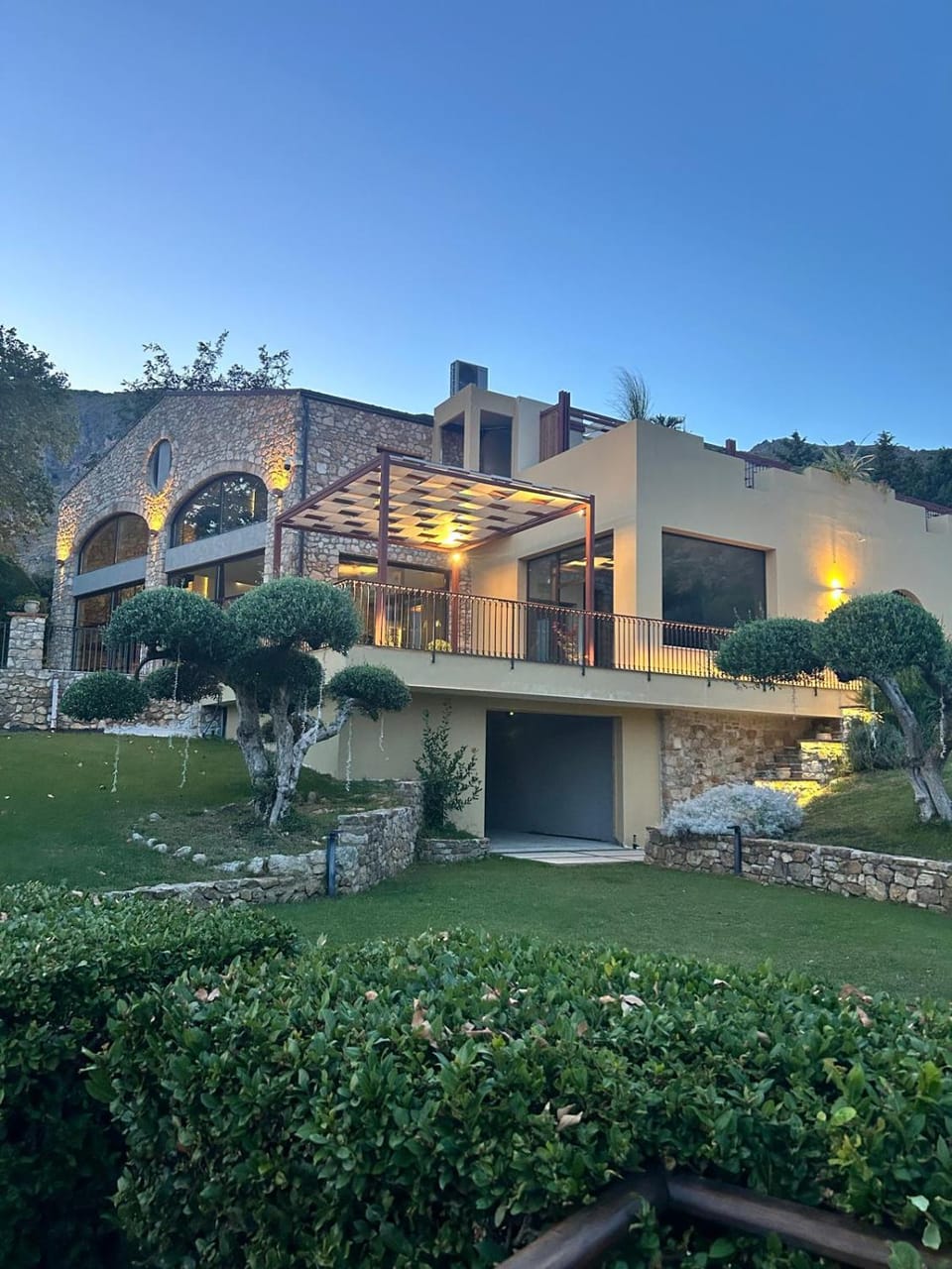 Property building, Garden, Garden view