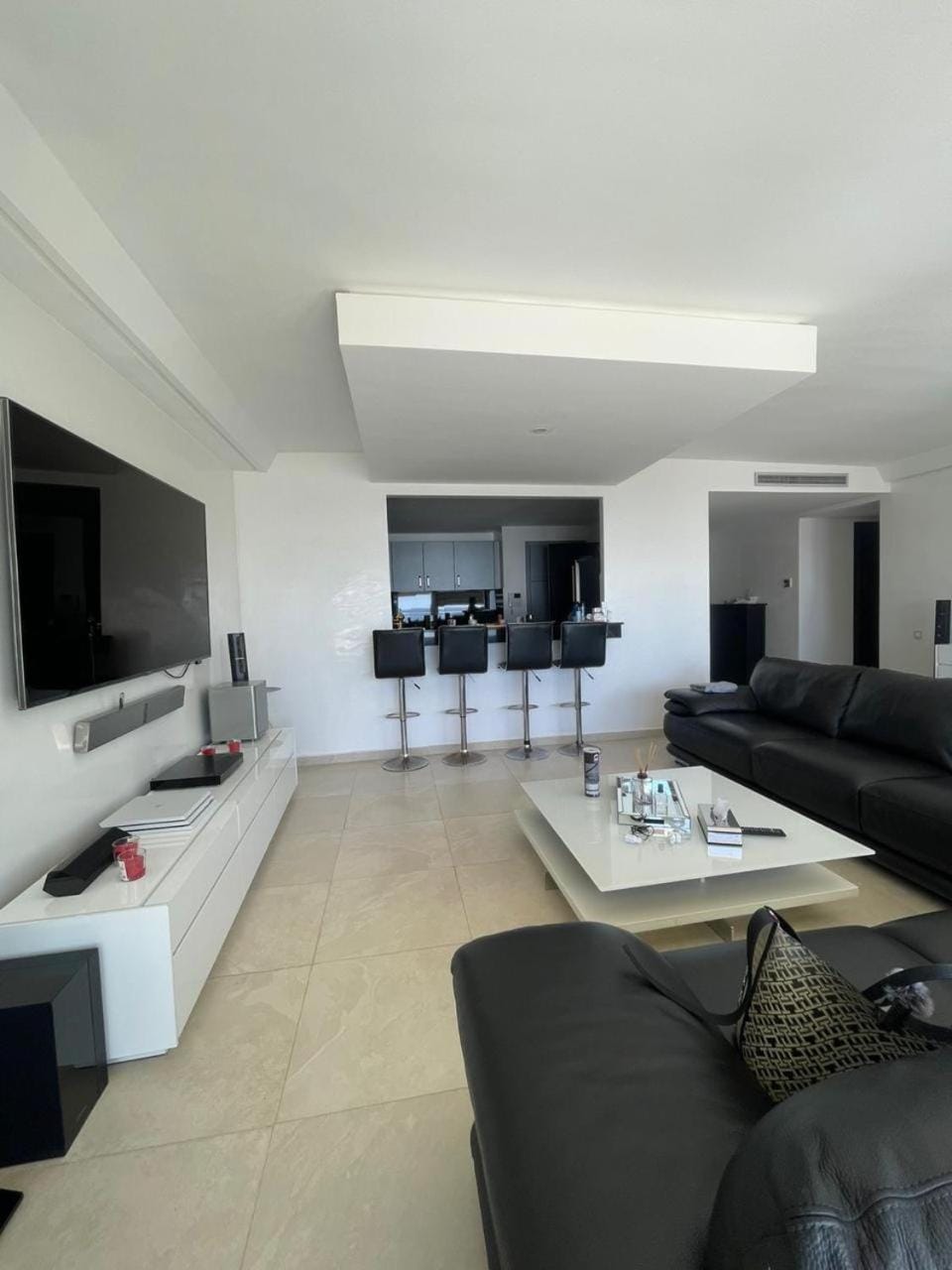 Luxury apartment with 3 pool views Apartment in Tangier