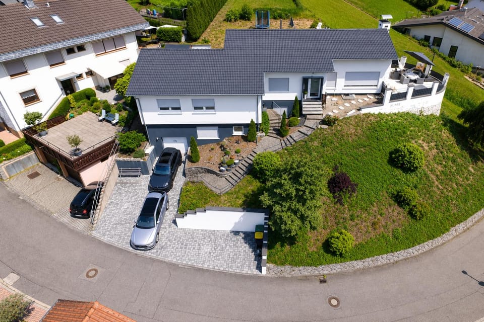Property building, Bird's eye view