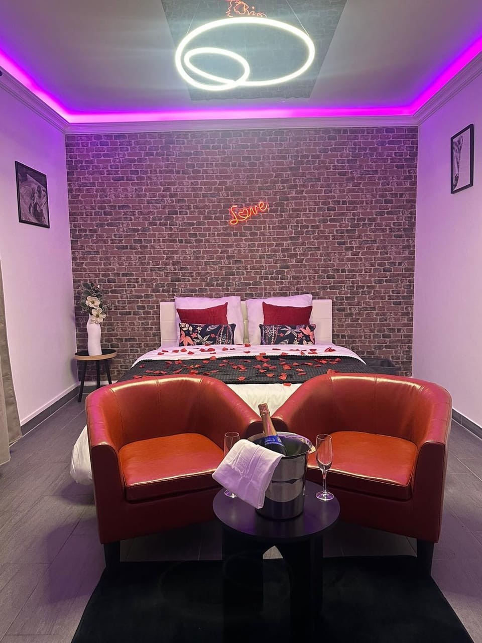 Évasion romantique love & spa secteur Thionville Luxembourg Apartment in Thionville