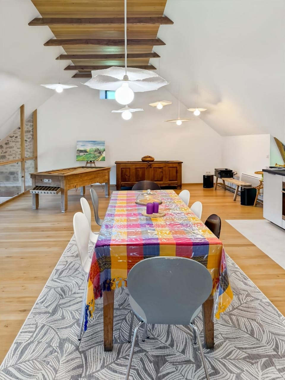 Living room, Seating area, Dining area