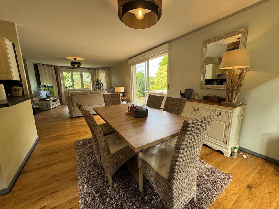 L'Orée du Bois - Piscine - 6pers - Garage House in Centre-Val de Loire