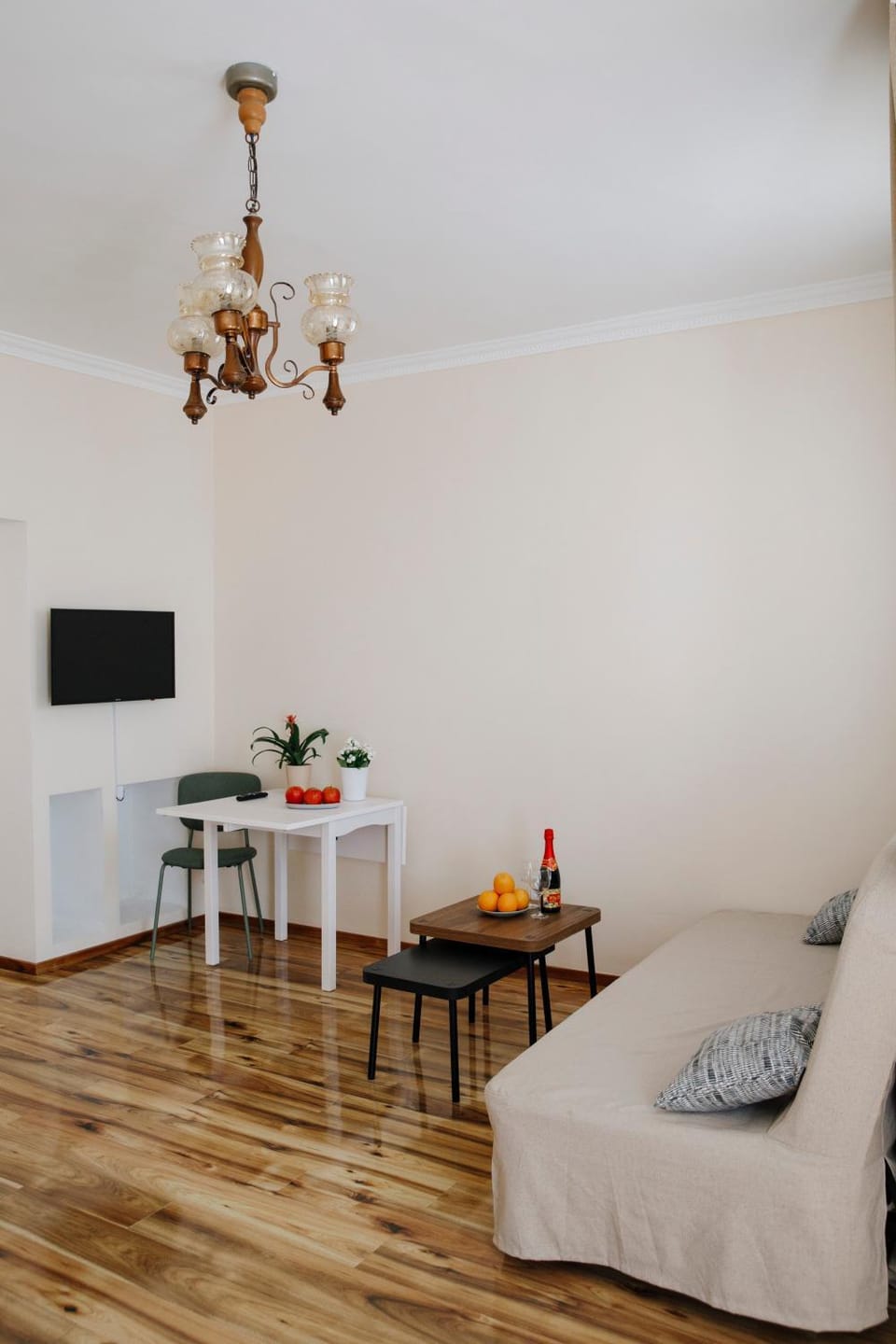 TV and multimedia, Dining area