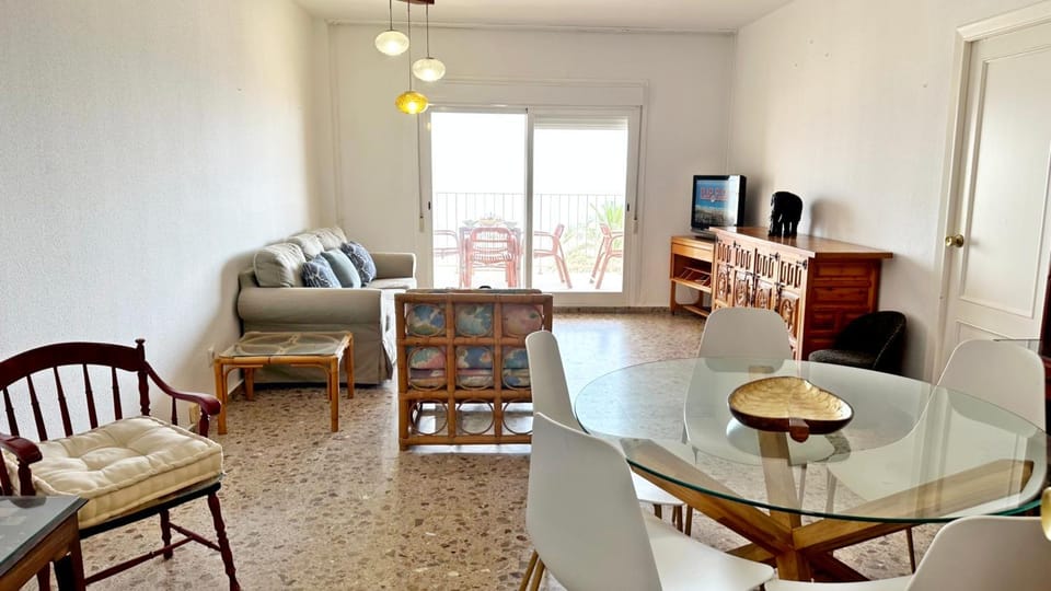 INFANTE VISTAS AL MAR - playa de Gandia - Solo Familias Apartment in Safor