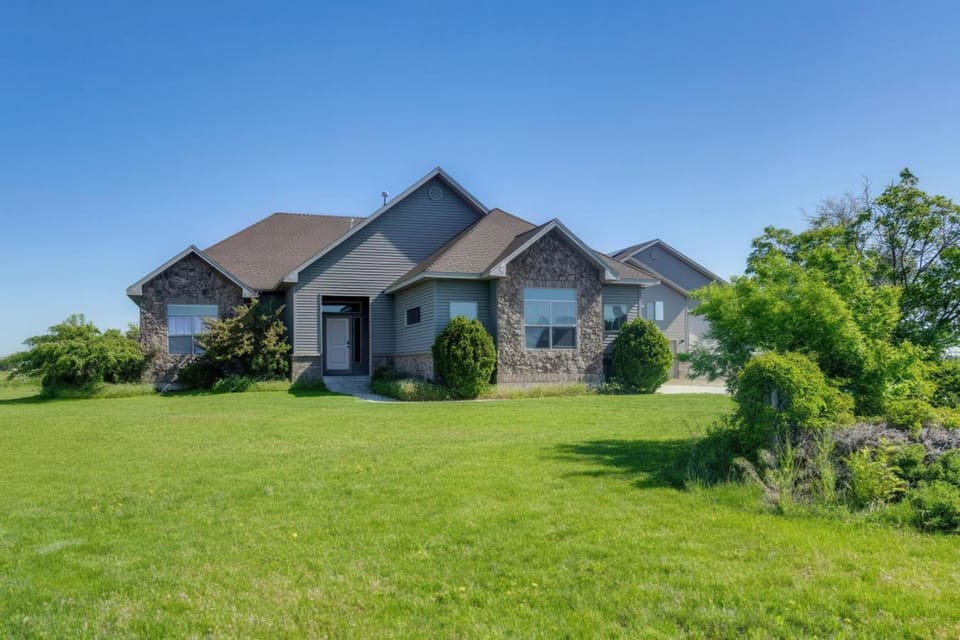 Rigby Gem with Hot Tub Theater Game Room Grill House in Idaho