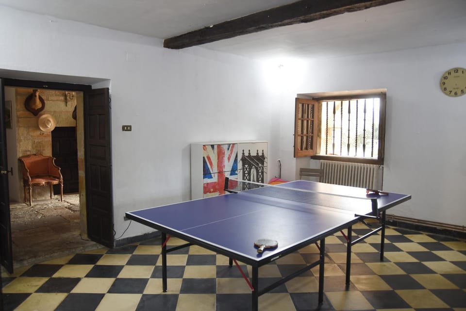 Table tennis