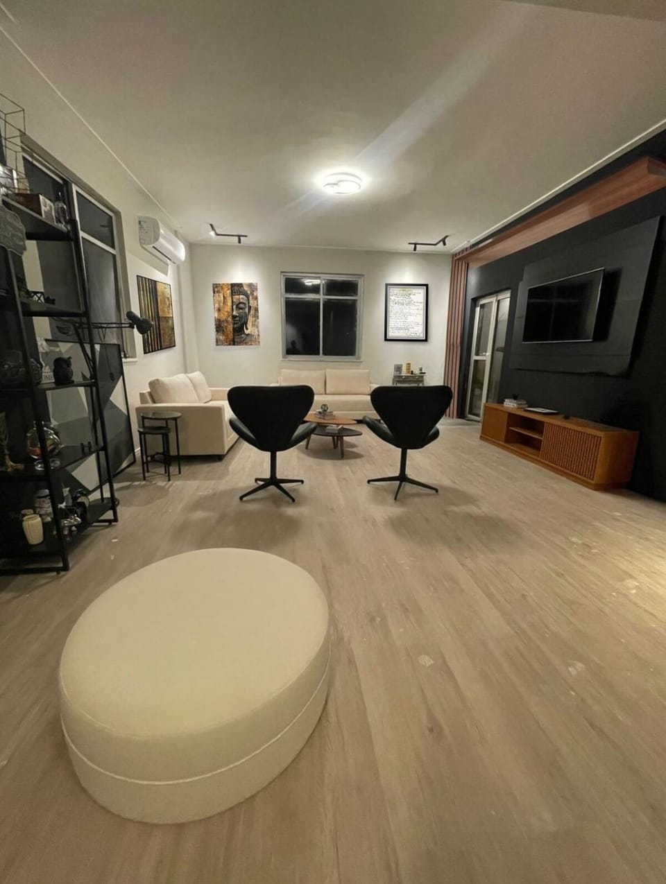 Living room, air conditioner