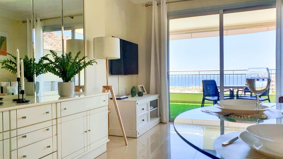 Living room, Sea view